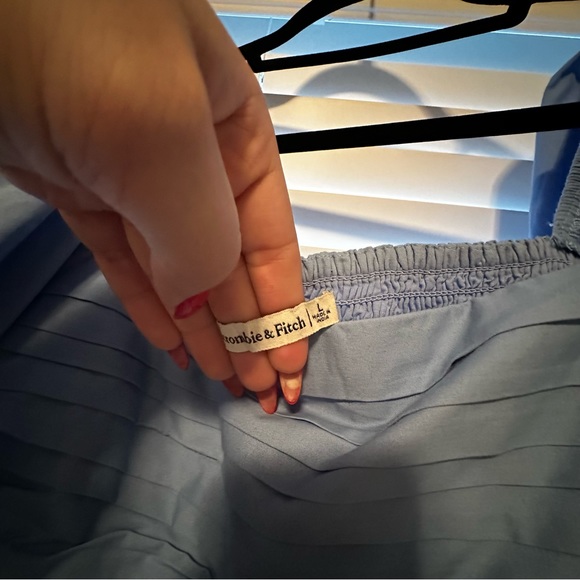 Ambercombie dress - Picture 3 of 3